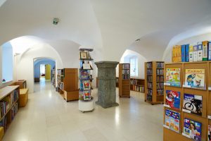 Pionirska knjižnica Leopolda Suhodolčana