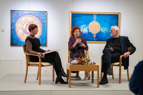 MIRJAM SENICA: DAROVI