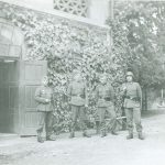 fototeka_Nemška vojska na gradu Ravne 1944