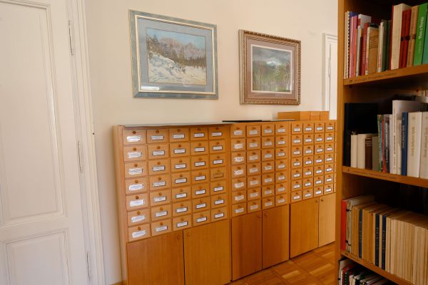Izposoja domoznanskega gradiva in informacije