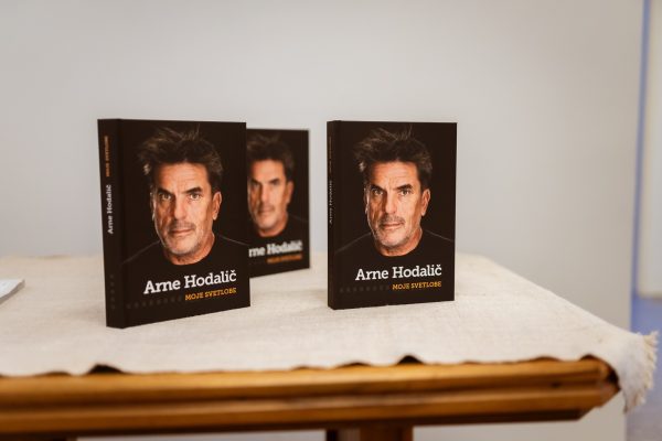 ARNE HODALIČ: MOJE SVETLOBE